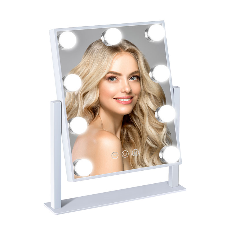 What is the difference between an LED makeup mirror and an ordinary dressing mirror?