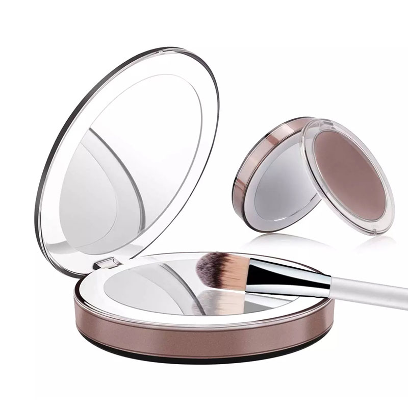 Why Is Hand Pocket Mirror with Lights a New Favorite in Beauty?
